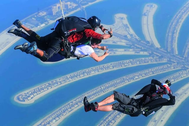 dubai-skydiving-experience_1